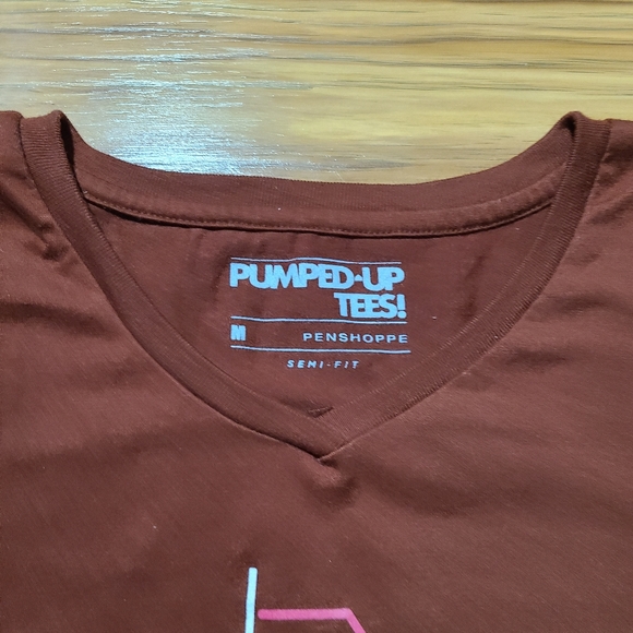 Penahoppe Rust-Colored Pumped-Up Tees! - Picture 2 of 3